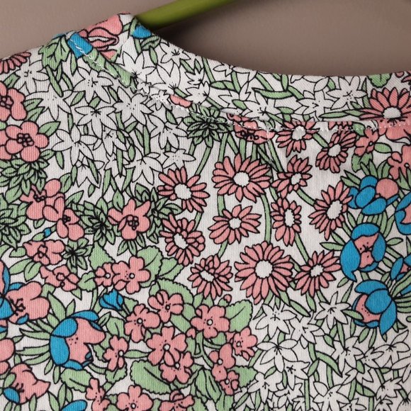 New BCBGeneration Short Sleeve Cropped T-shirt | Floral Garden Small - Picture 10 of 15
